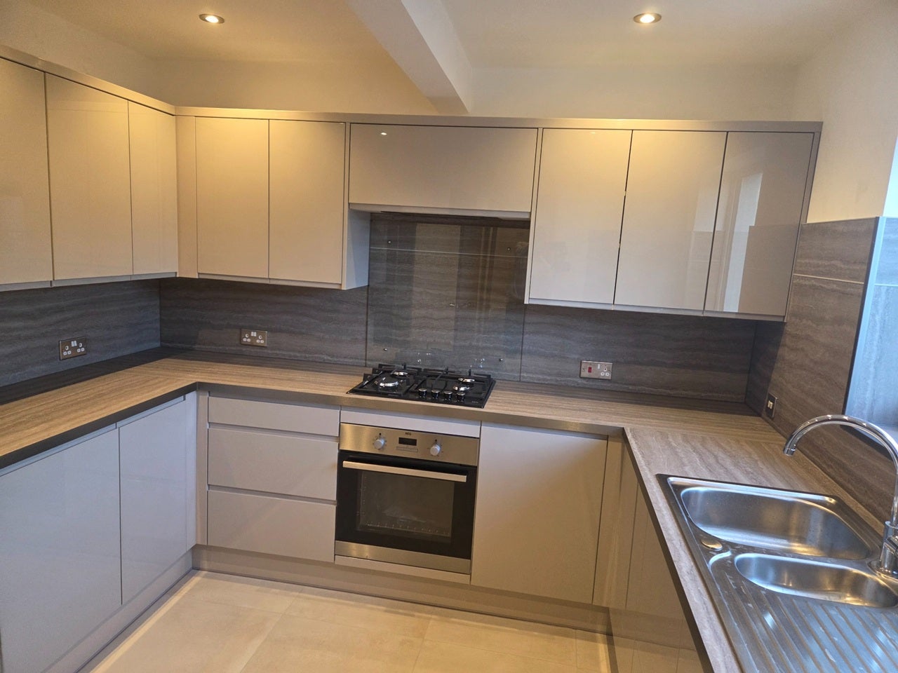 House Wendover Street in High Wycombe