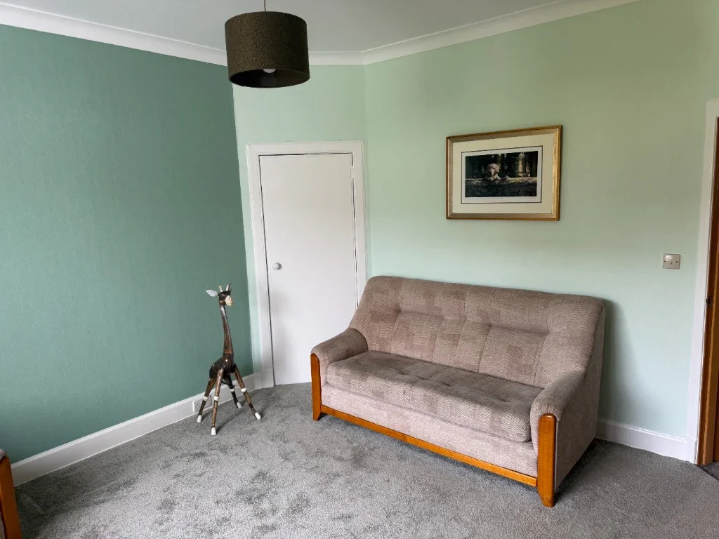 House Featherhall Crescent North in City of Edinburgh