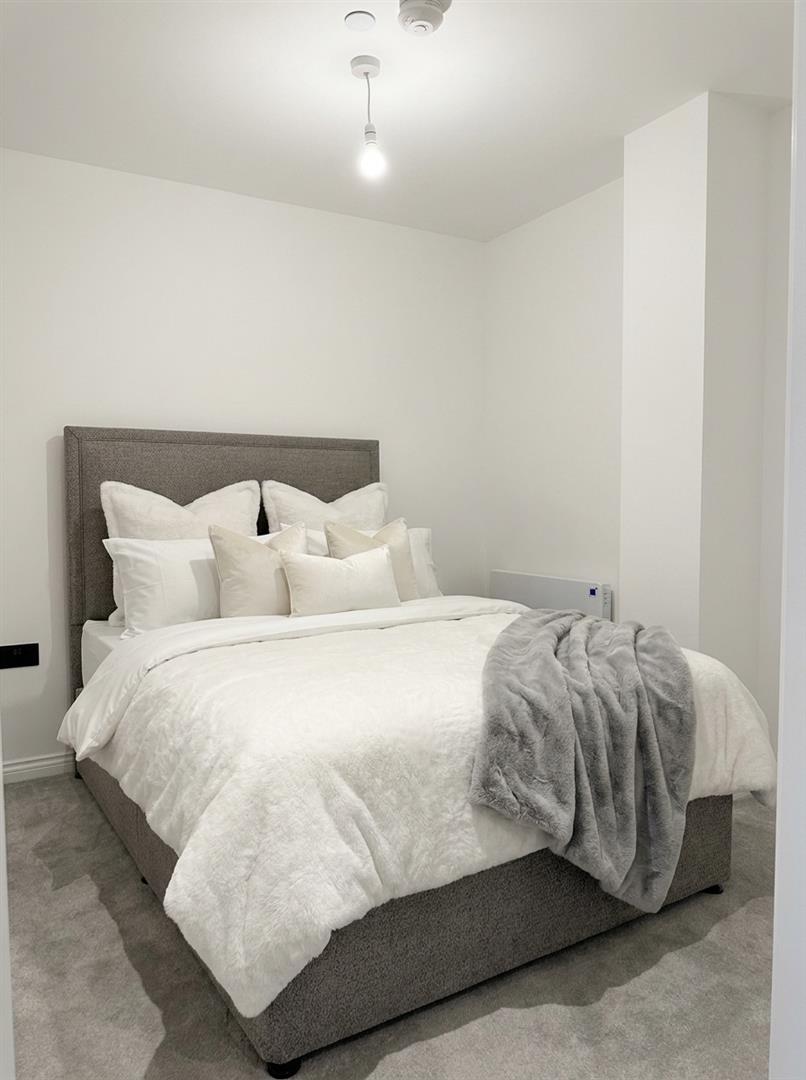 Flat Springwell Road in Leeds