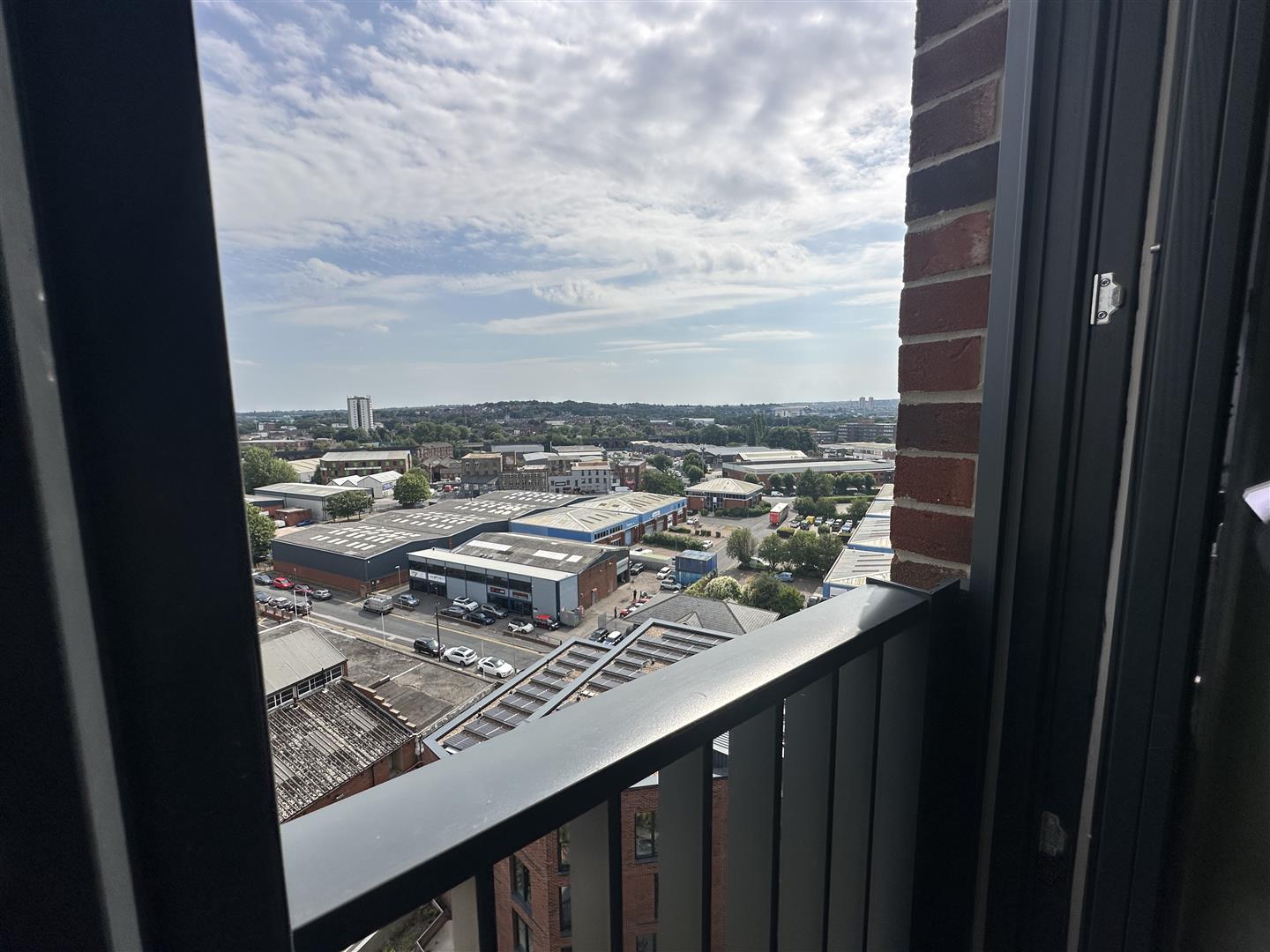 Flat Springwell Road in Leeds