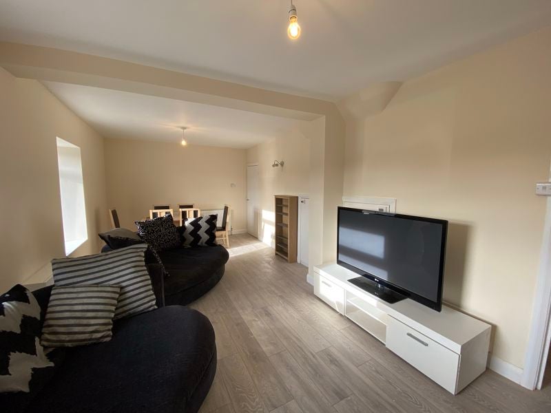 Room Vale Road in Mansfield Woodhouse