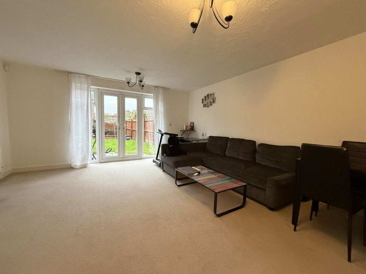 Flat Violet Close in Corby