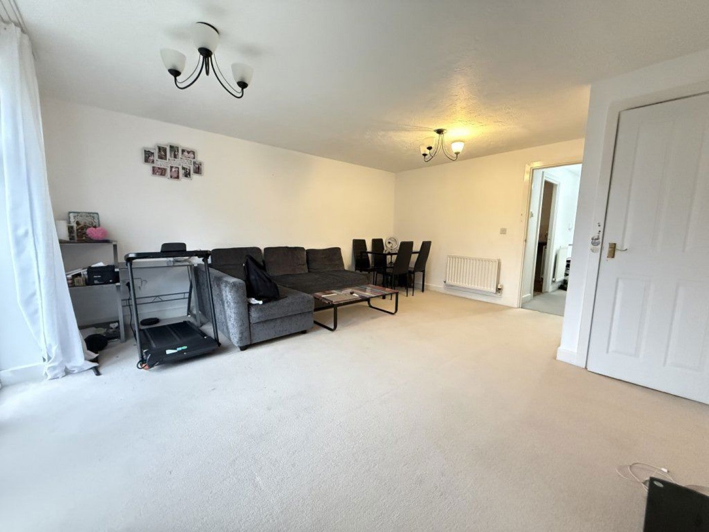 Flat Violet Close in Corby