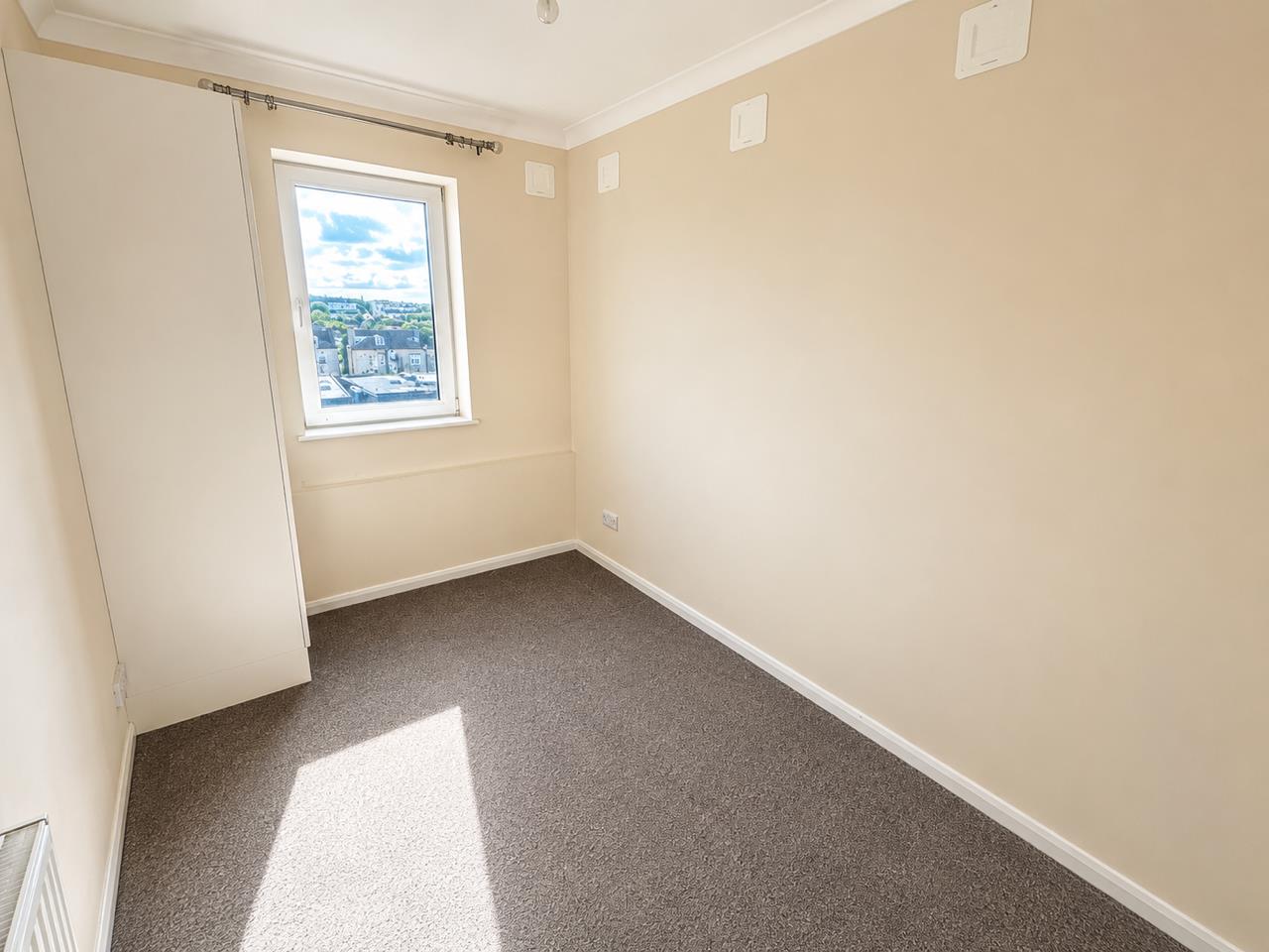 Flat Eaton Road in Portslade by Sea