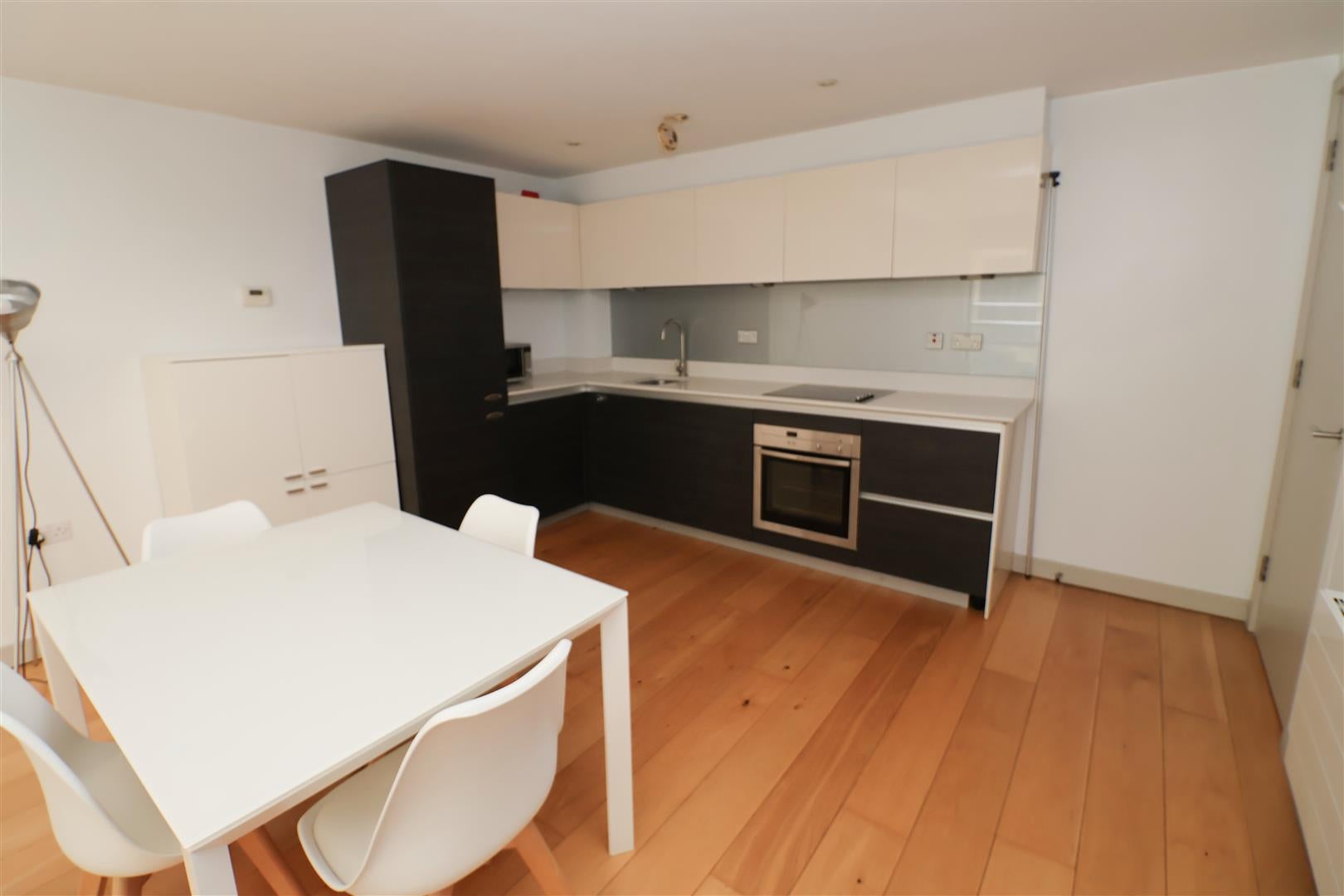 Flat Granville Road in Greater London