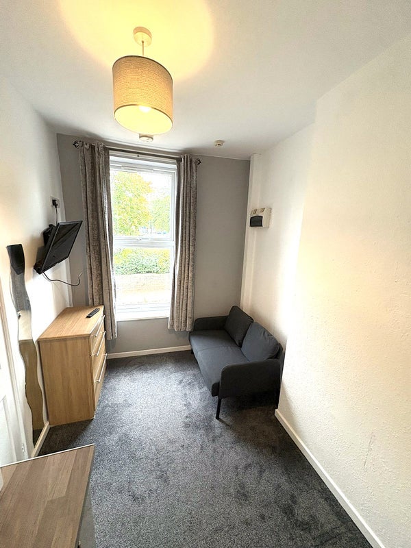 Flat Infirmary Road in Sheffield