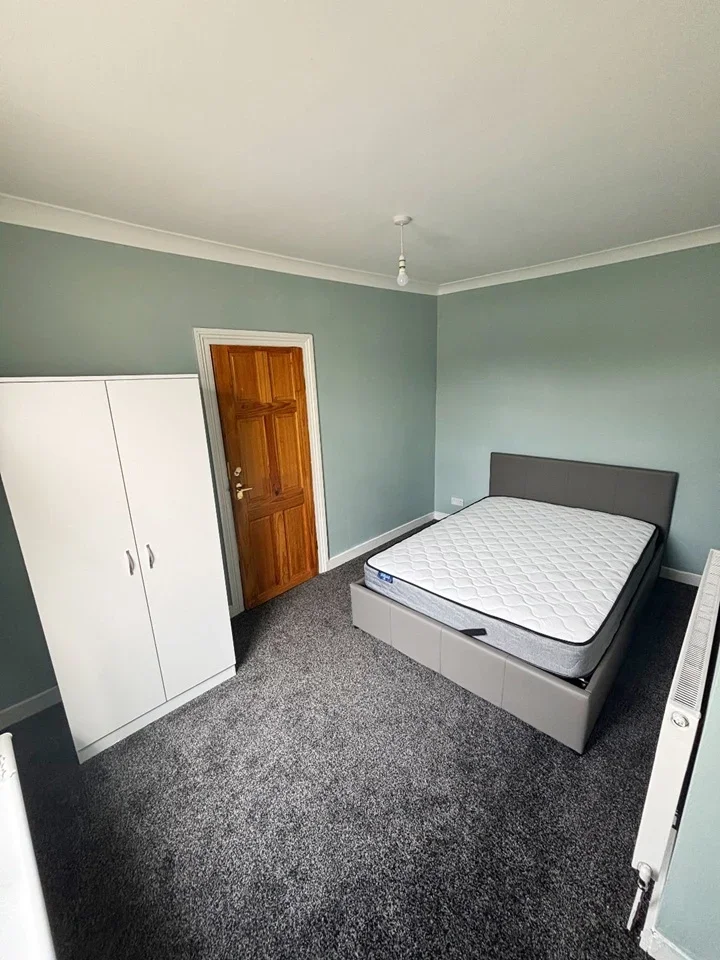 Room Saxton Street in Gillingham