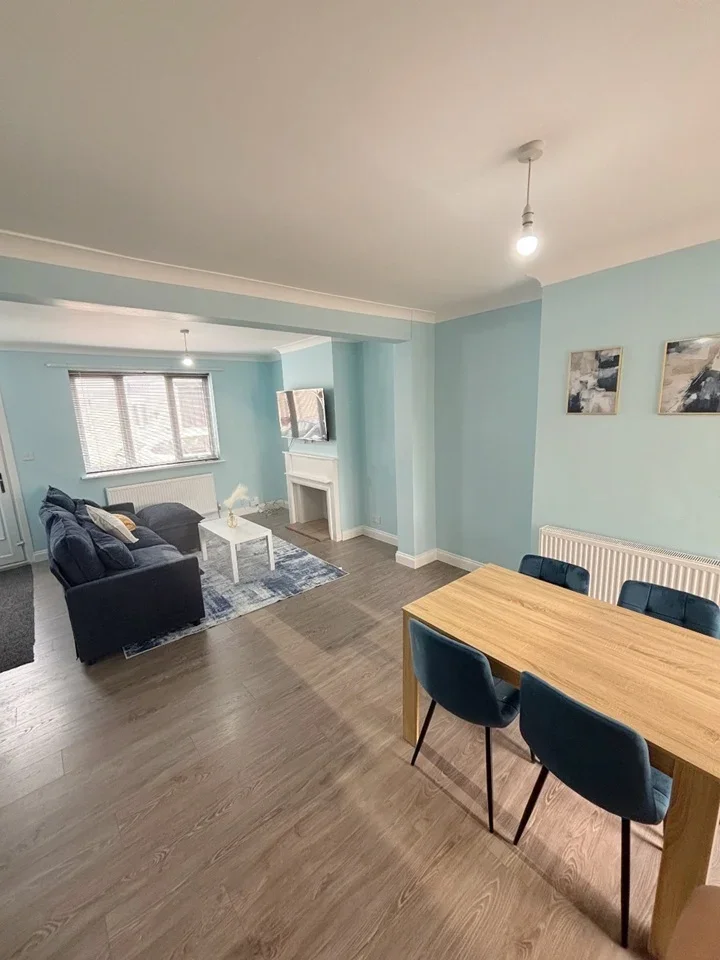 Room Saxton Street in Gillingham