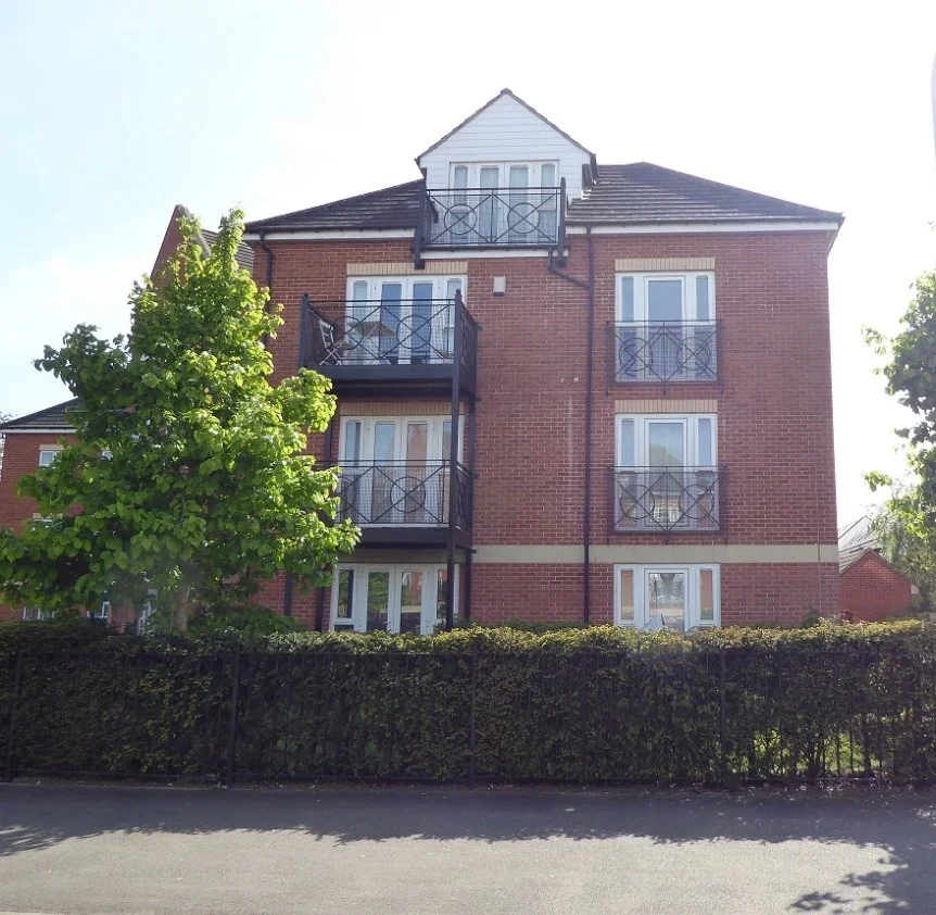 Flat Palgrave Road in Bedford