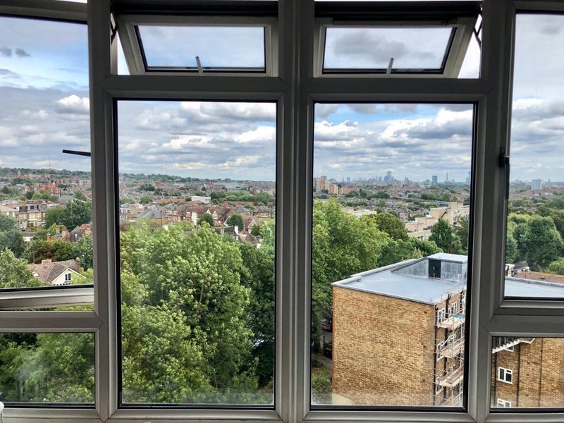 Room Windmill Court in Greater London