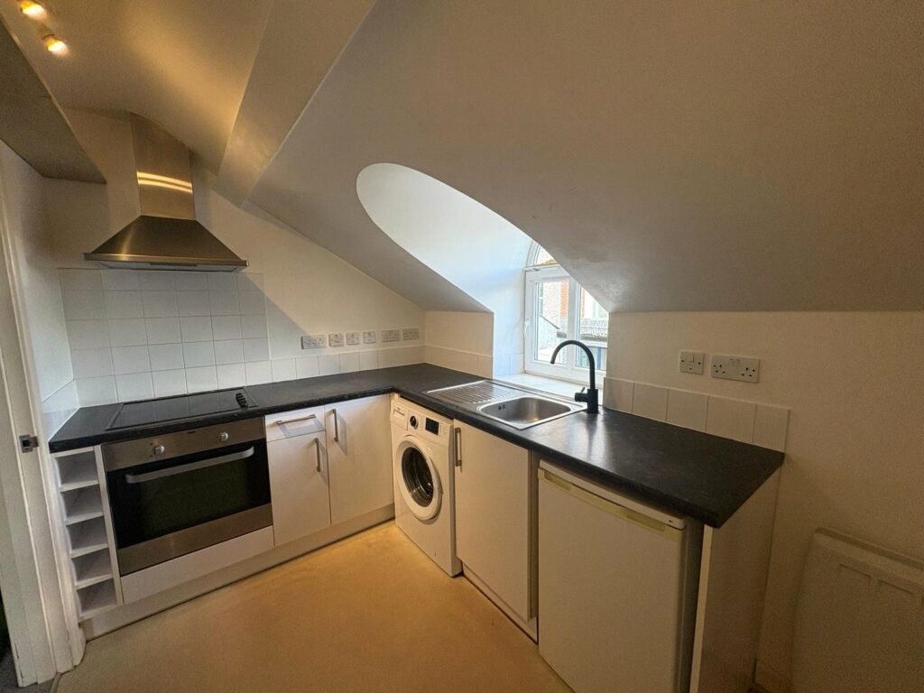 Flat Union Street in Rushmoor