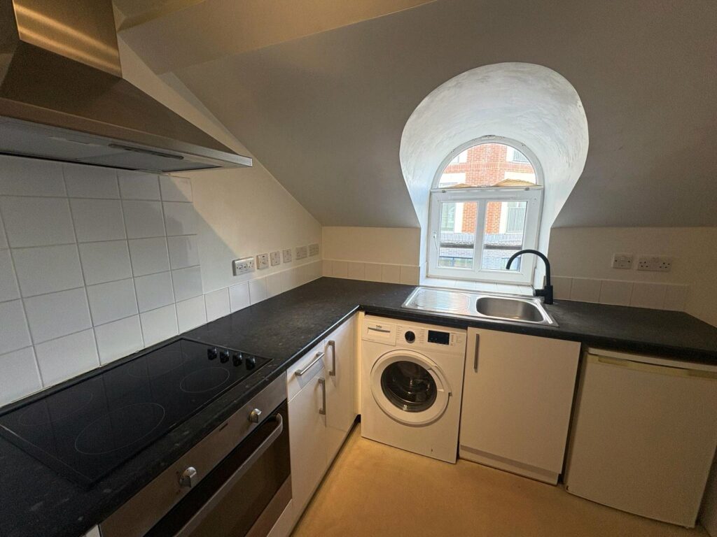 Flat Union Street in Rushmoor