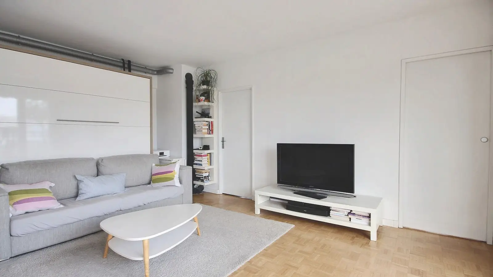Flat Rue de Picpus in Paris