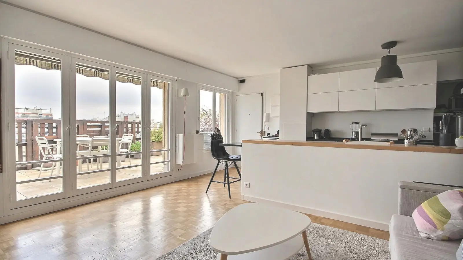 Flat Rue de Picpus in Paris