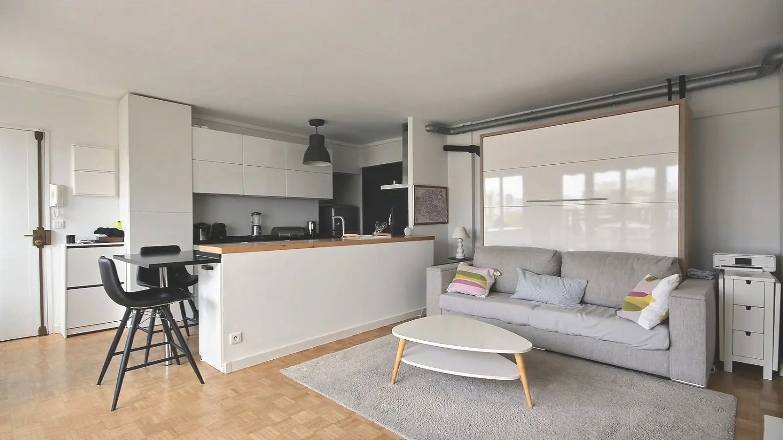 Flat Rue de Picpus in Paris