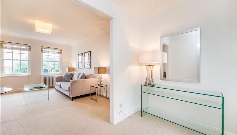 Flat Fulham Road in Greater London