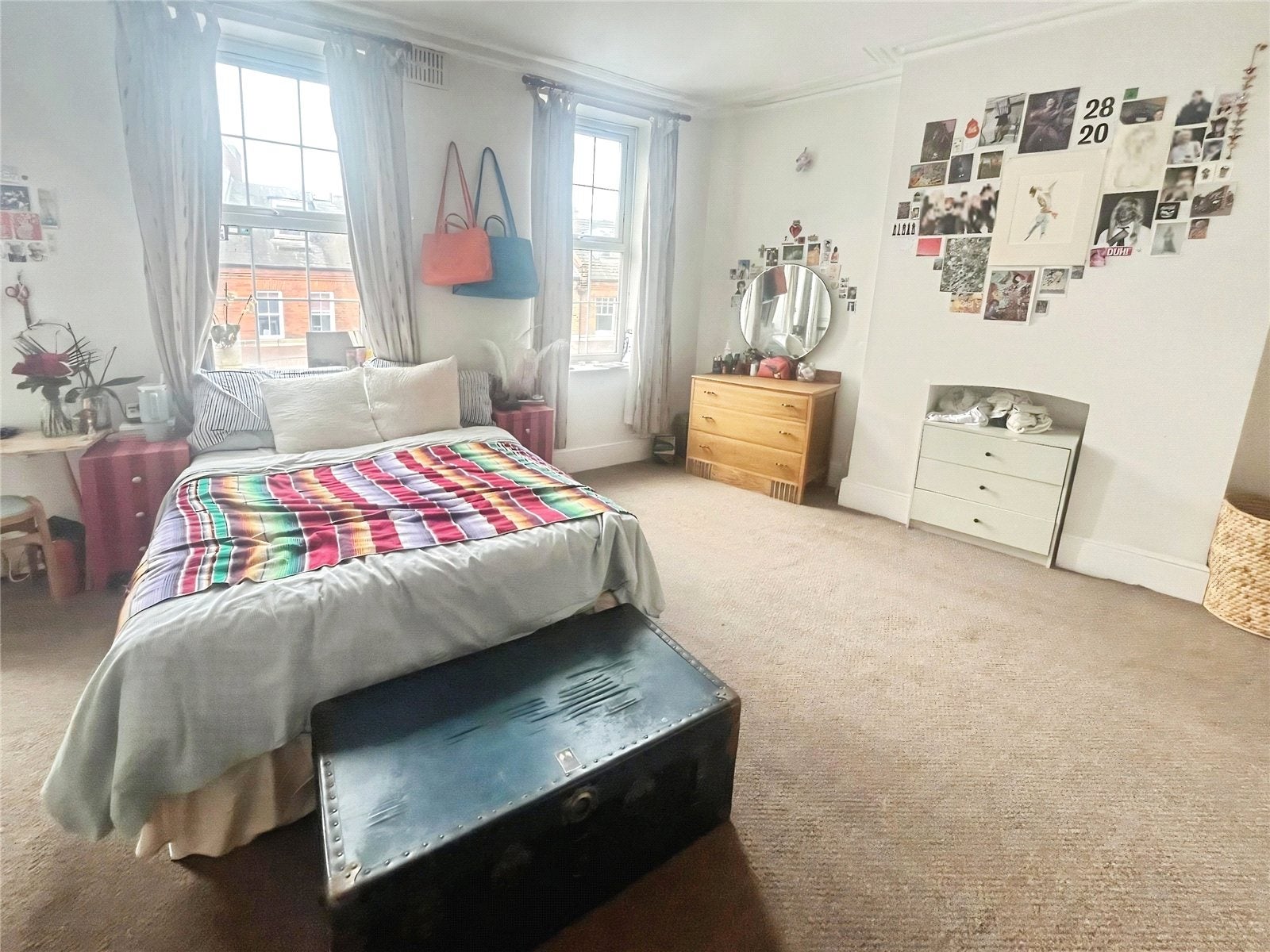 Flat London Road in Greater London