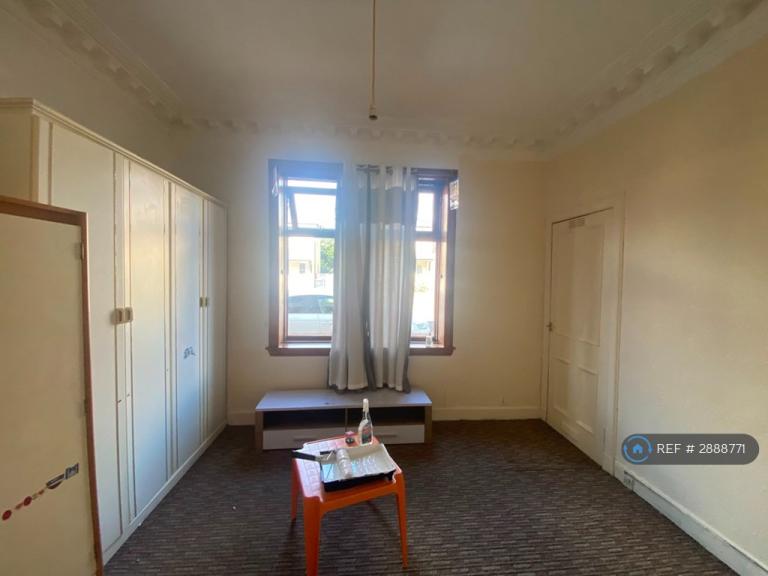 Flat Thistle Terrace in Leven