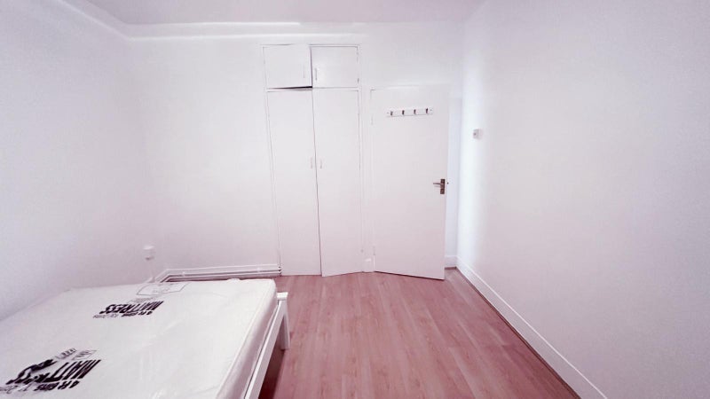 Room Stoford Close in Greater London