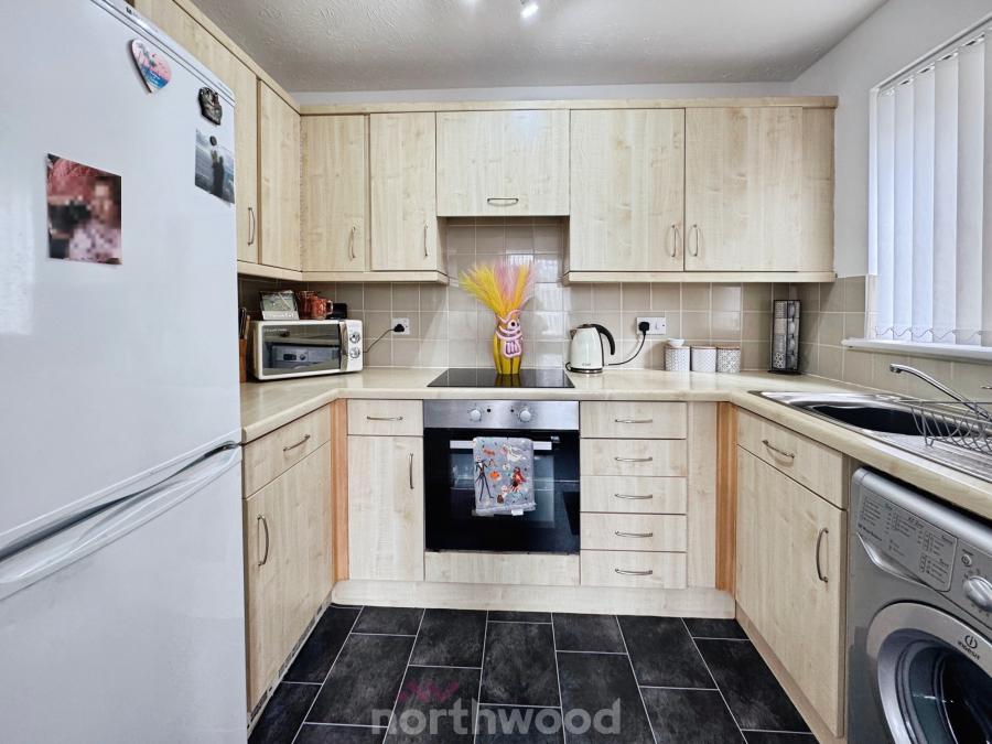 Flat Dunstan Drive in Doncaster