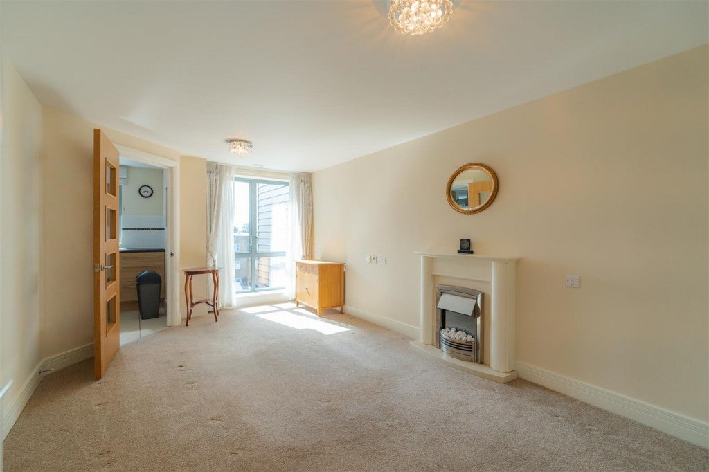 Flat Saint Georges Road in Cheltenham