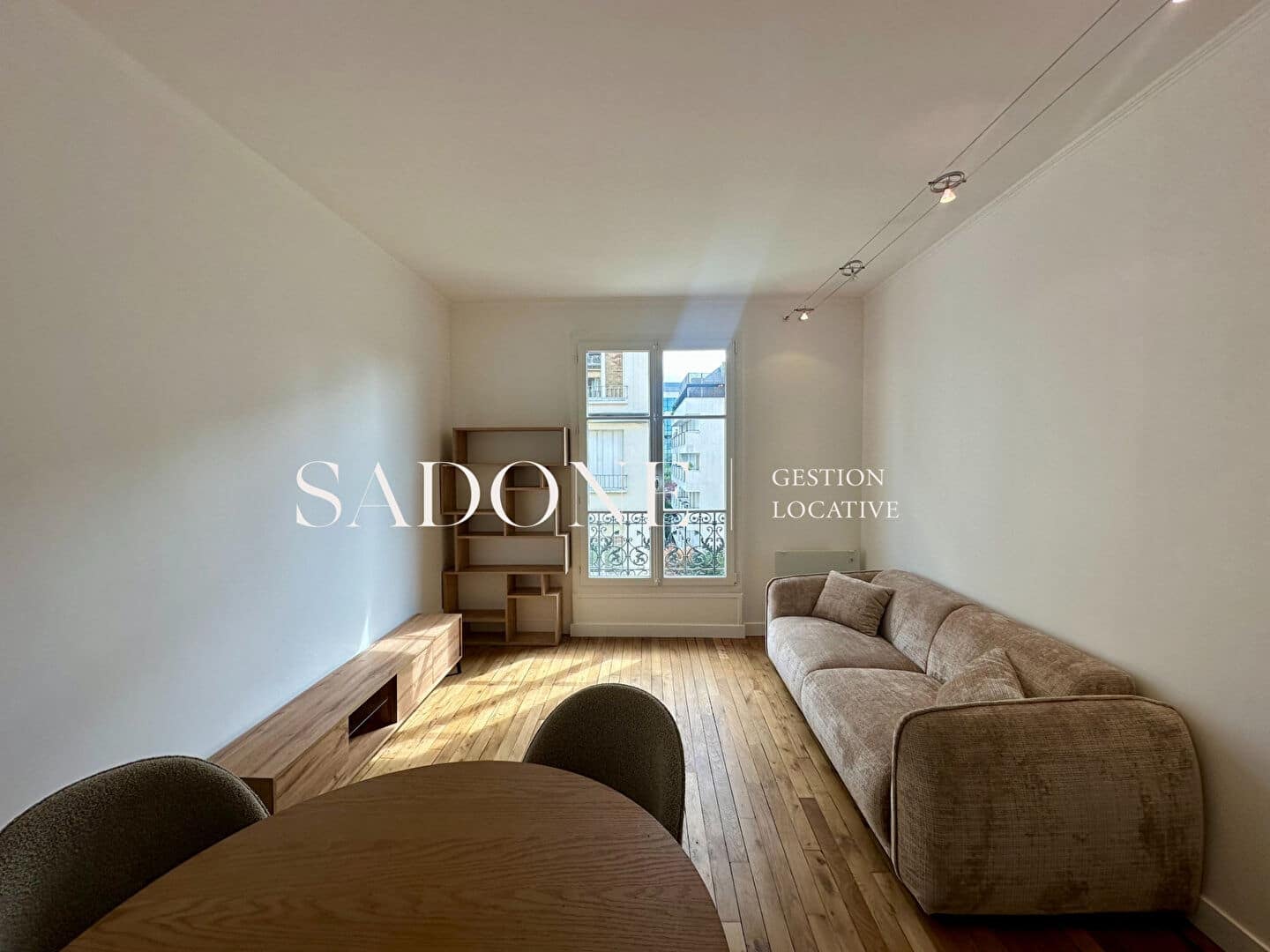 Flat Rue Albert de Vatimesnil in Levallois-Perret