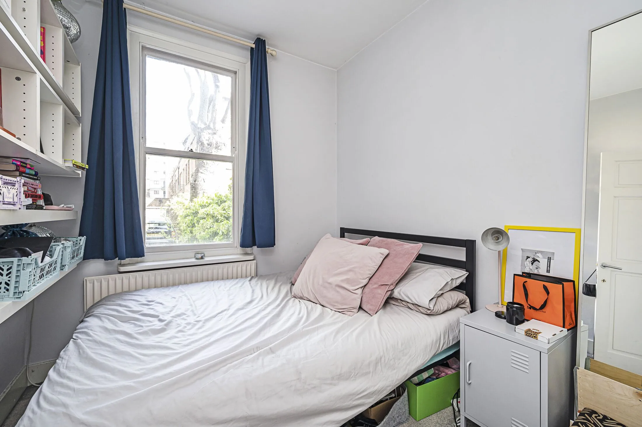 Flat Dalston Lane in Greater London