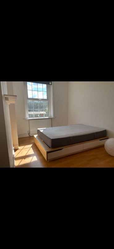 Room Lyham Close in Greater London