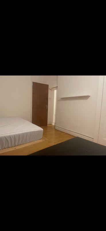 Room Lyham Close in Greater London