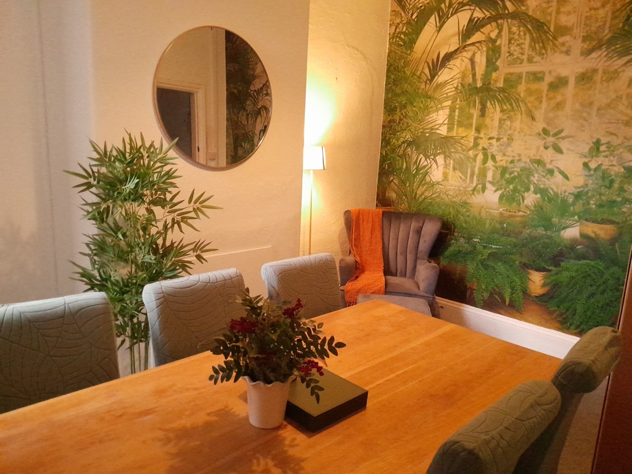 Room Meyrick Road in Stafford