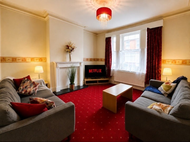 Room Meyrick Road in Stafford