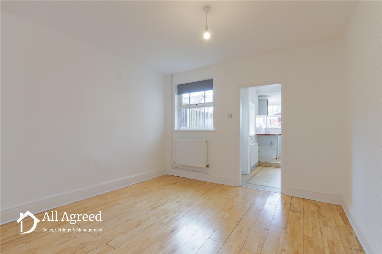 Flat Newdigate Street in Erewash