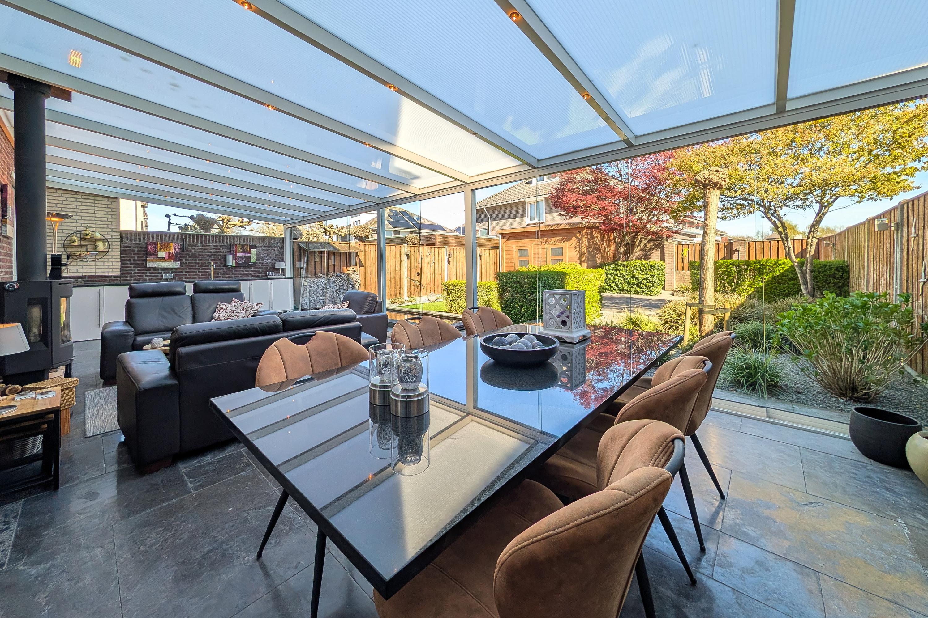 Tussenwoning te koop: Maasbommelstraat 53, Tilburg