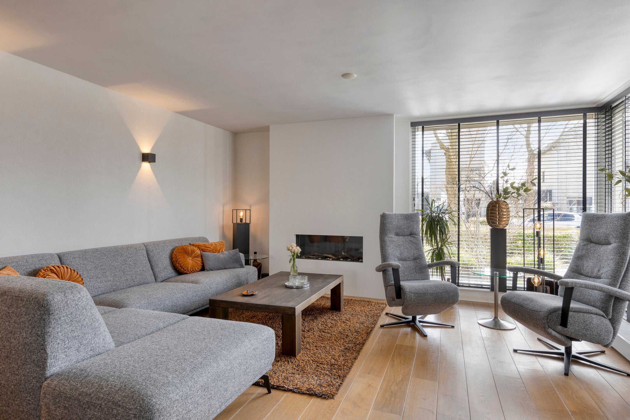 Tussenwoning te koop: Maasbommelstraat 53, Tilburg
