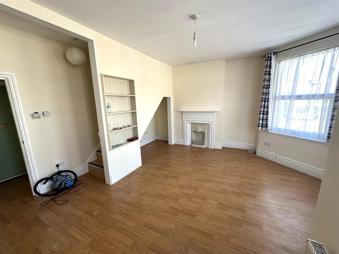 Flat Belmont Avenue in Greater London
