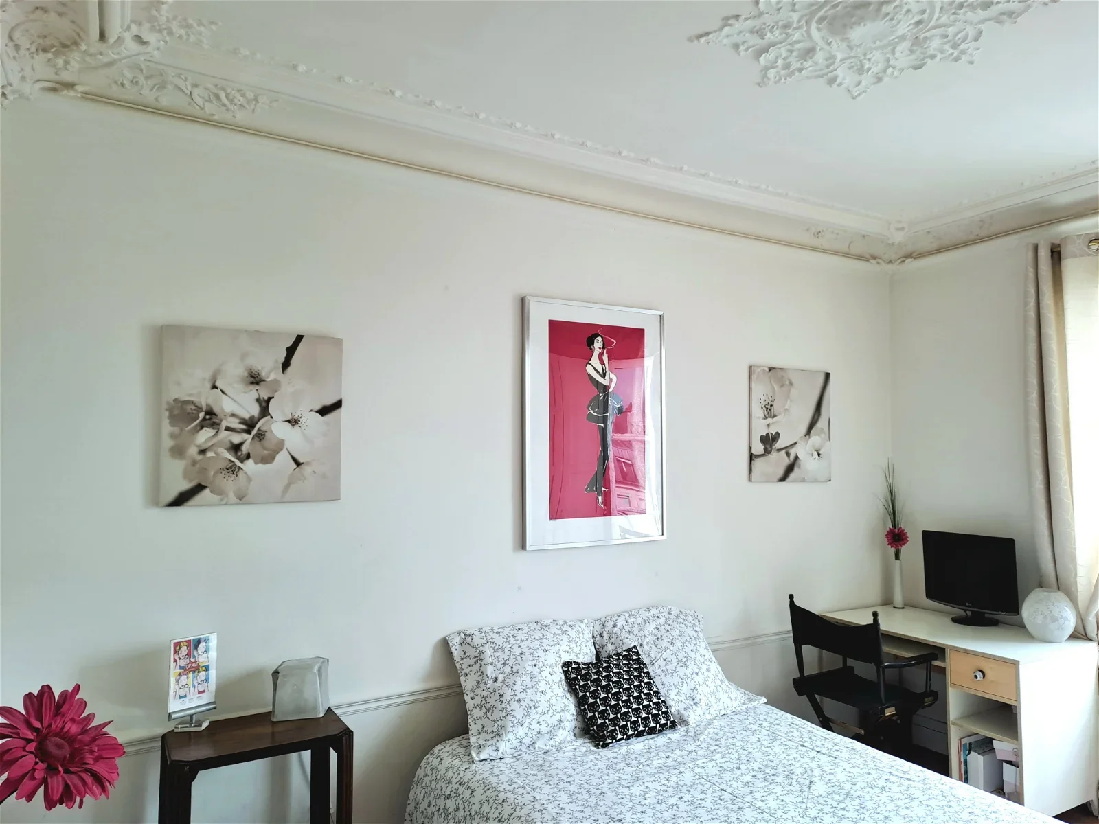 Chambre Rue de Bassano à Paris