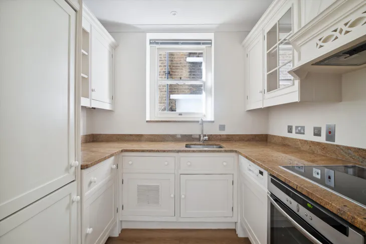 Flat Holland Park in Greater London