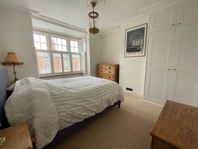 Room Glade Road in Marlow