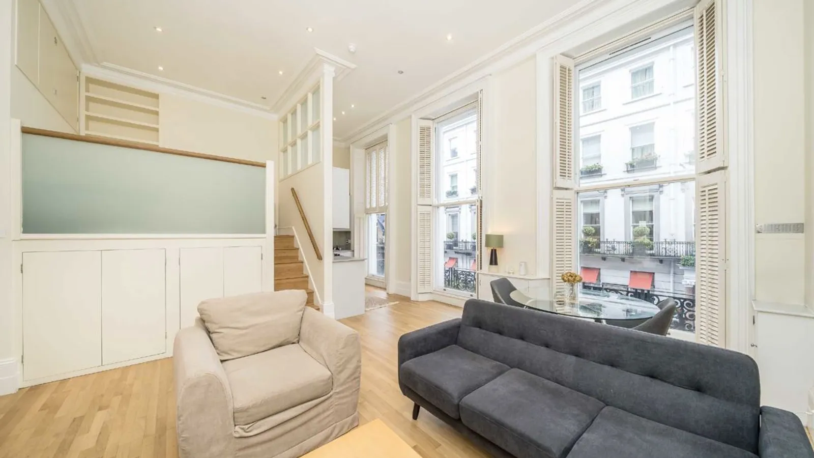 Flat Old Bond Street in City of Westminster