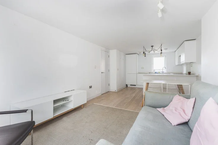 Flat Ebury Street in City of Westminster