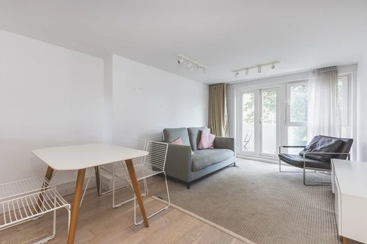 Flat Ebury Street in City of Westminster