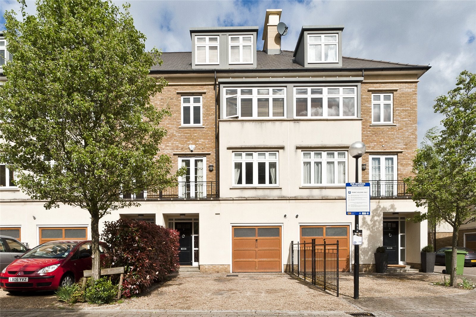 House Kelsall Mews in Greater London