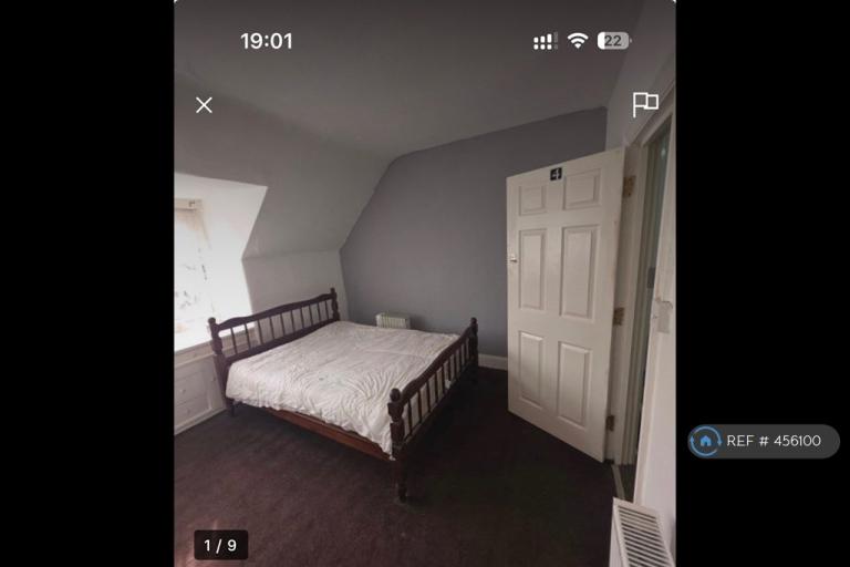Room Green Lane in Greater London