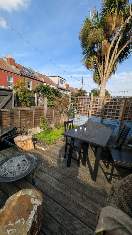 Room Horley Road in Bristol