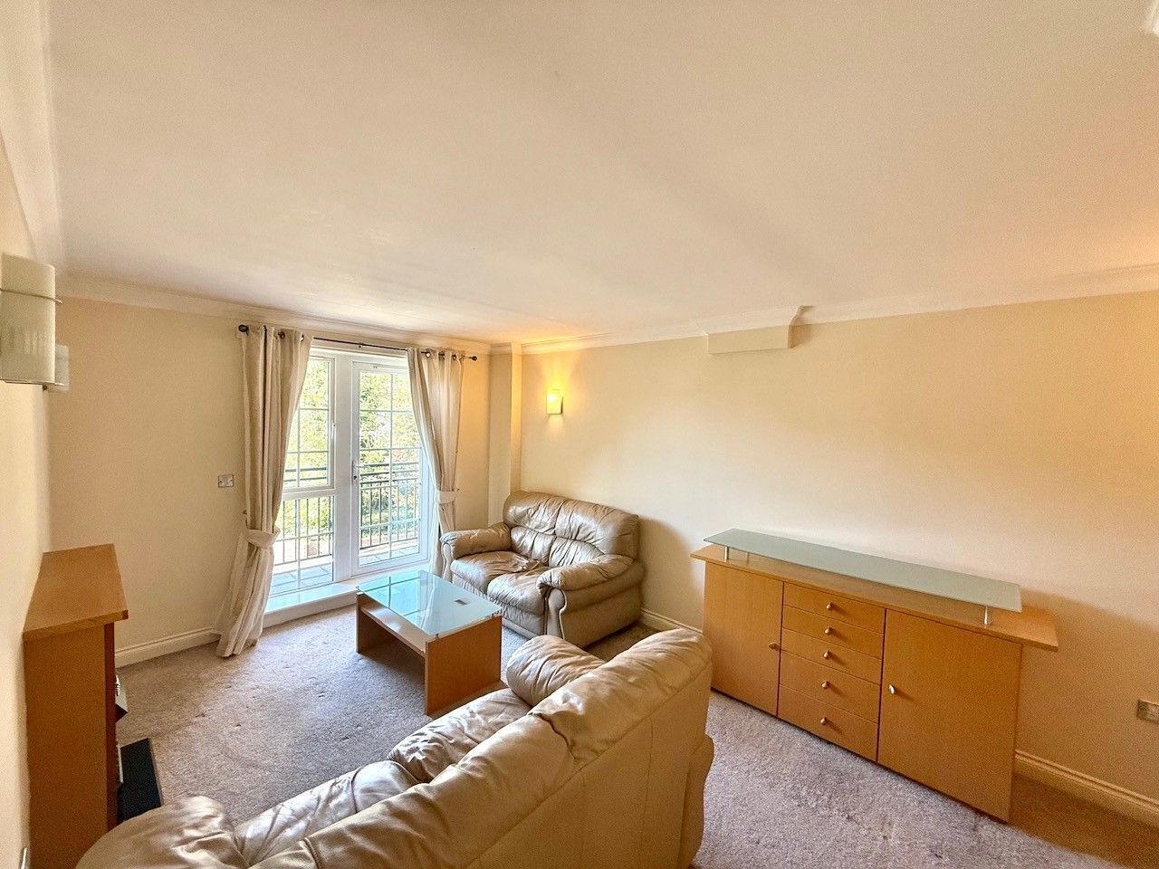 Flat Fobney Street in Reading