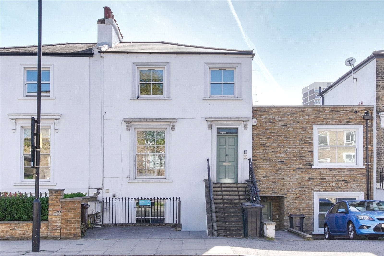 Flat Southgate Road in Greater London