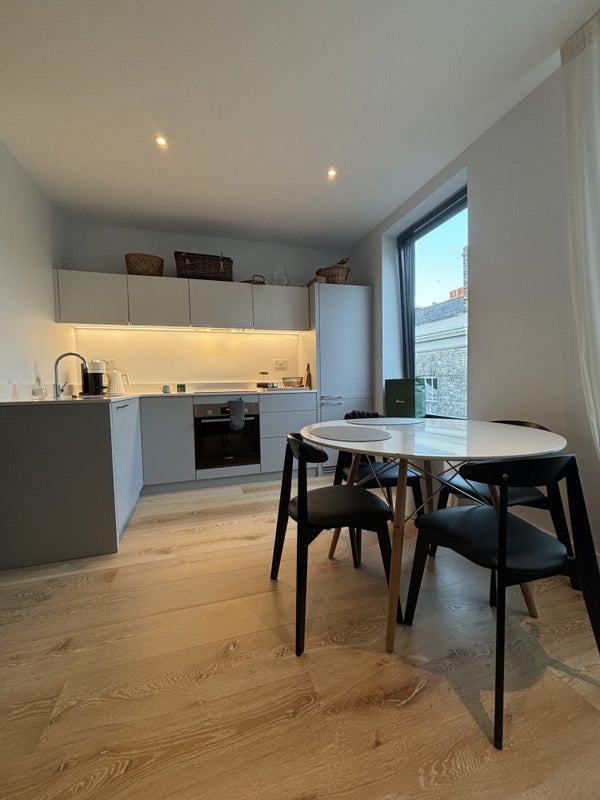 Flat Lillie Road in Greater London