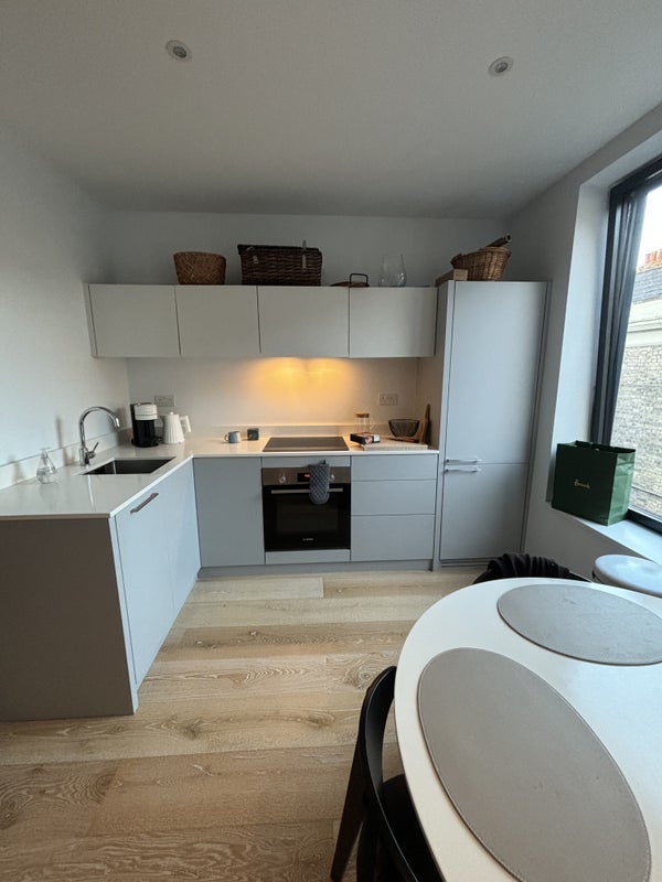 Flat Lillie Road in Greater London