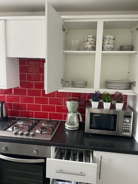 Room Augustus Street in Greater London