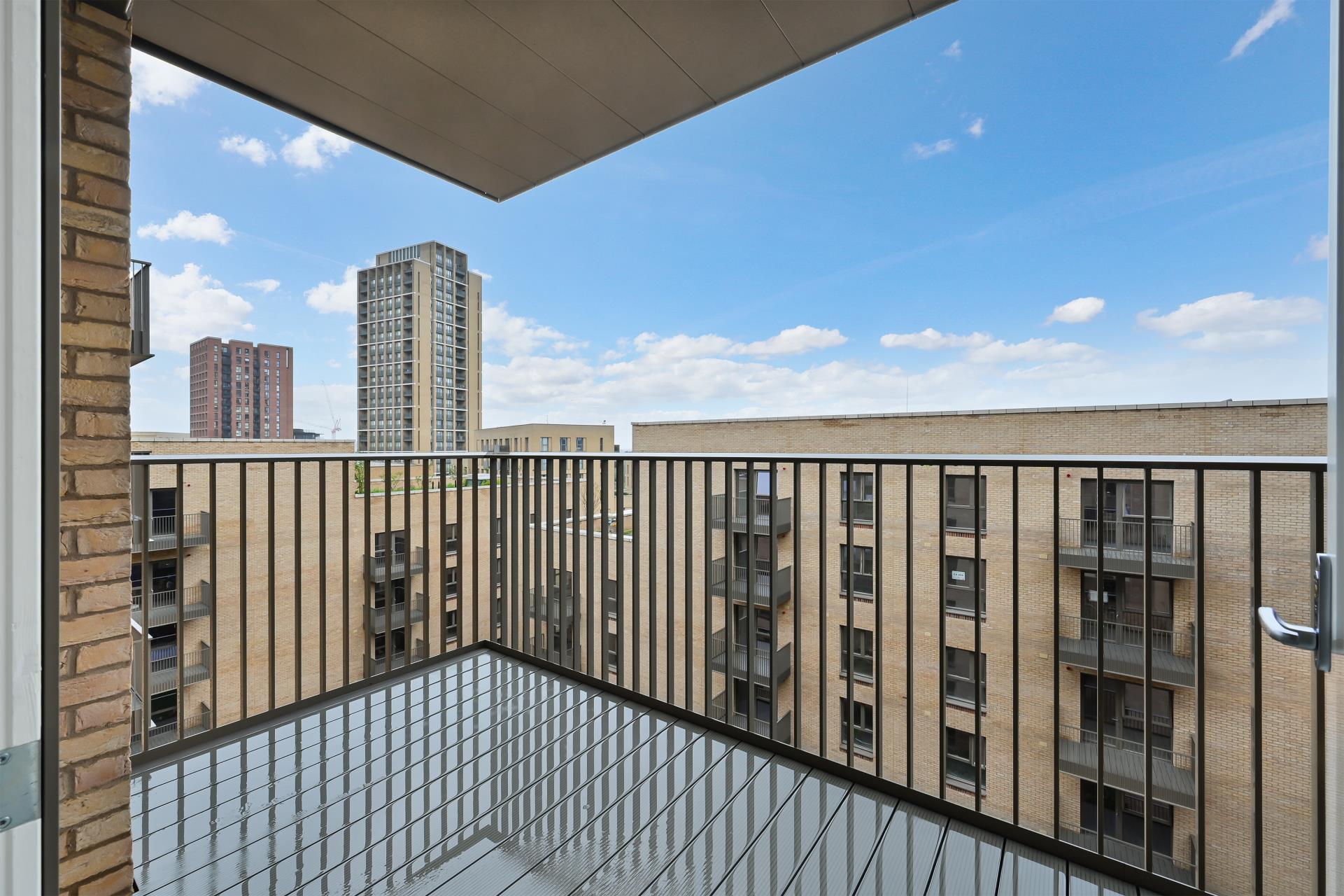 Flat Marsh Drive in Greater London
